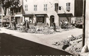 Démolition du Poids public en 1955