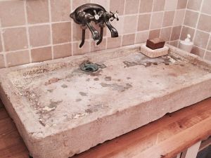 DIY: Meuble de Salle de bain à l'ancienne / rustique