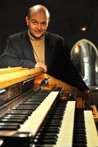 Hommage à Adrienne Clostre