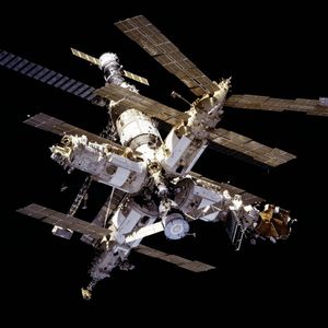 Station spatiale orbitale "Mir"