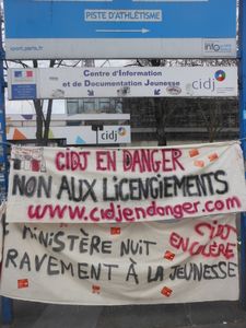 Défendons un service public d’information jeunesse ! Défendons le CIDJ dans le 15e !