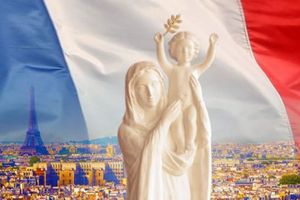 «L’essence de la France» selon Valls le 22 avril 2015