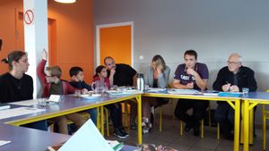 ils ont souvent levé le doigt pour prendre la parole, nullement impressionnés par tous le sérieux et les enjeux de cette commission.