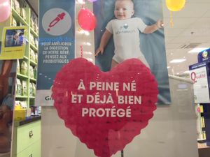 La pharmacie du Thouet protège bien bébé dès la naissance