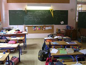 Réactions de Philippe Etienne et Yves Pomel sur la présence paternelle à l'école