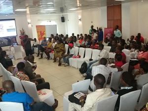 Douala, 03 octobre 2015. Des blogueurs lors de la 1ère édition du Bloggers Forum Douala. Crédit Photo: Mathias Mouendé Ngamo