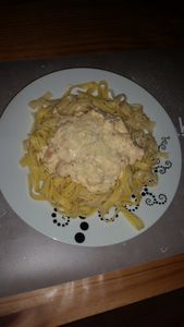 les pâtes aux crevettes et basilic