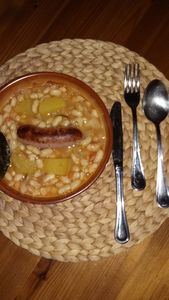 haricots blancs et saucisse de Toulouse en pot au feu
