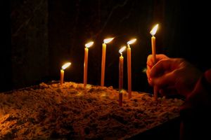 INSCRIPTIONS - Vendredi 4 Mars - Adoration