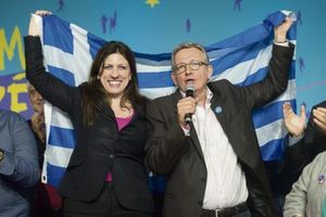 Pierre Laurent et la Présidente de l'Assemble grecque