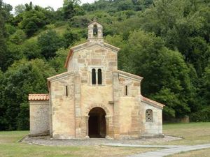 L'église préromane San Salvador.