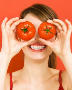 GOMMAGE VISAGE: TOMATE ET SUCRE
