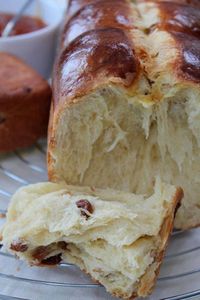 Brioche aux raisins – extra moelleuse et délicieuse
