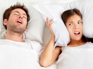 Qu'est-ce que la position de sommeil d'une femme révèle d'elle