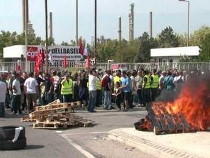 LES SYNDICATS CGT DU PÉTROLE EN GRÉVE RECONDUCTIBLE LE 17