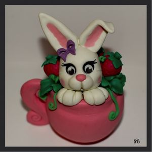 Vous recherchez des créations personnalisées pour vos fêtes ? Venez découvrir La porcelaine de Sandrine