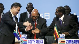 SOMMET CHINE-AFRIQUE: PEKIN PROMET 60 MILLIARDS DE DOLLARS D'AIDE.