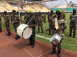 CENTRAFRIQUE :DÉJÀ HUIT MILLIONS DILAPIDÉS PAR LA COMMISSION COMMUNICATION AVANT L’INVESTITURE DE FAUSTIN ARCHANGE TOUADÉRA
