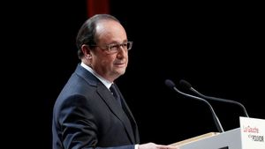 FRANCOIS HOLLANDE
