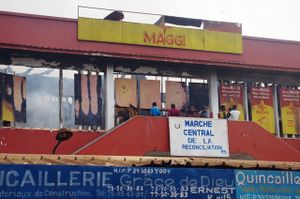 CENTRAFRIQUE: LE NOUVEAU MAIRE DE BANGUI EMILE GROS NAKOMBO NETTOIE LE MARCHE CENTRAL