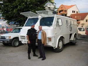 Les gendarmes roumains m'ont présenté des prisonniers