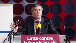 Le Parisien 8 février : Les entorses à la «République exemplaire» de la présidence Hollande