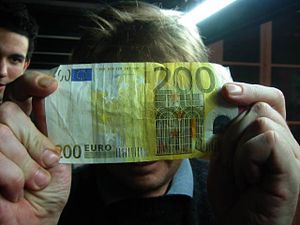 pourquoi les banques ont intérêt à nous prêter de l'argent pour les nuls