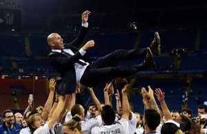 ZIDANE MENE LE REAL AU GRAAL