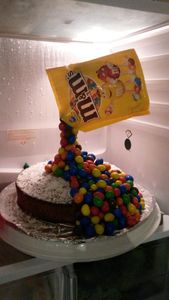 Le Gravity Cake