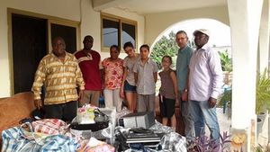 Secours aux réfugiés ivoiriens Ghana : La famille BOCQUET, basée à Lille (France), fait parler son coeur....