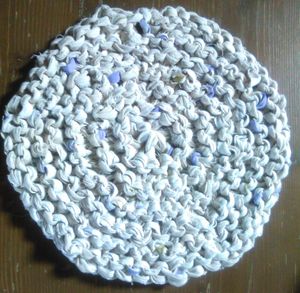 Des petits tapis ronds à tricoter…