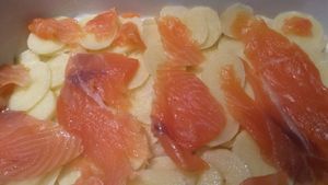 Gratin de pommes de terre et saumon fumé