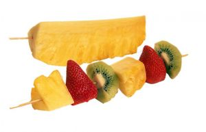 Brochettes de fruits (avec les enfants)