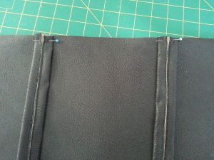Fixation des anses sur le corps du sac