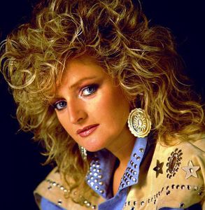 Iary est fan de Bonnie Tyler