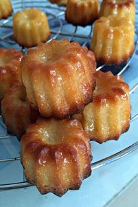 Mini cannelés bordelais