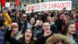 Les adolescents ont-ils leur place dans la rue ?