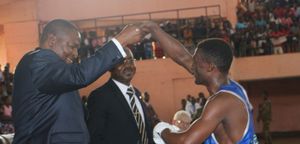 Président Touadera & un Boxeur