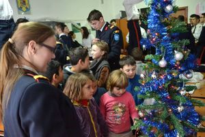 A2 A school decoration event