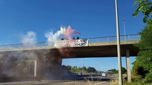 « Terroristes à mort, immigrés dehors », les nationalistes s'invitent sur la rocade de Dijon