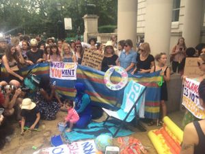 Manifestation islamo-féministe à Londres en soutien au burkini