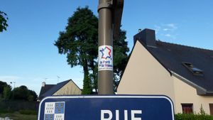 Le PDF Jeunes sur le terrain à St-Brieuc : Réagissez, avant qu'il ne soit trop tard !