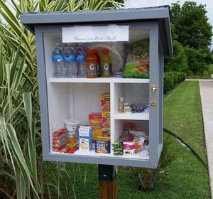 USA. The Little Free Pantry : des garde-manger en libre service.
