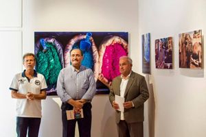 Maroc, Portugal. Des photos de l'exposition à laquelle a participé, et la ville de faro au Portugal à l'occasion de la journée mondiale de la photographie, l'exposition organisée par L'Association Alpha et la coordination de l'association le spectre de la photo au Maroc