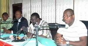 LE BURKINA FASO BLOQUE PAR DES ONG, OSC ET POLITIQUES, TOUS VENDEURS D’ILLUSIONS