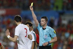 EURO 2016: VOICI LES NOUVELLES RÈGLES D'ARBITRAGE QUI VONT CHANGER LE JEU DÈS VENDREDI