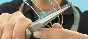 Le professionnalisme d’un électricien sera toujours à votre urgence