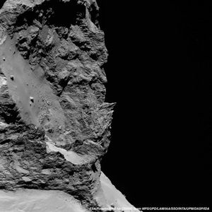Un véritable sentiment de voler au-dessus la comète 67P