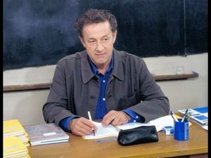 L'instit Victor Novak interprété par Gérard Klein