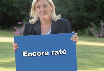 Jean-Marie Le Pen fait suspendre l’assemblée extraordinaire du Front national